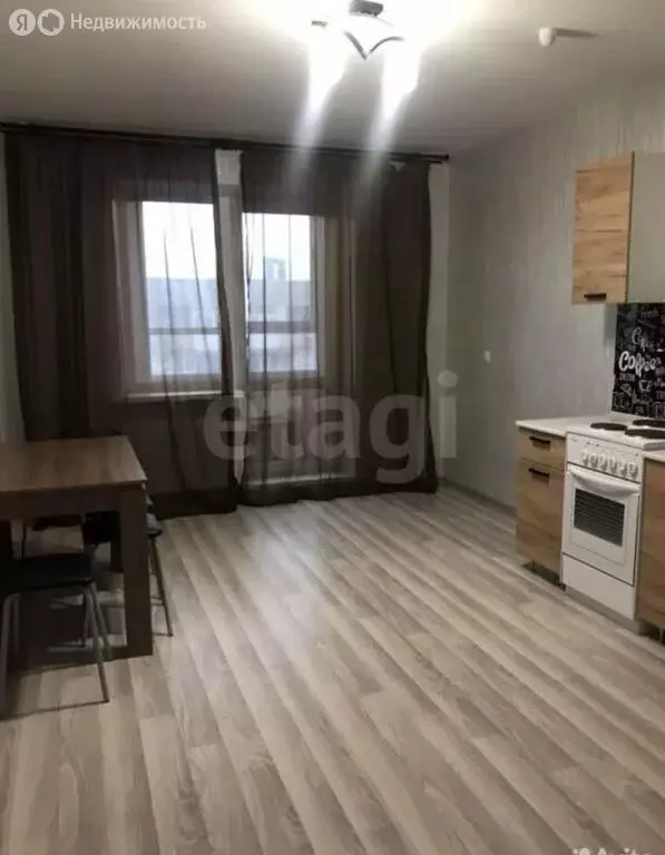 3-комнатная квартира: Пермь, Стахановская улица, 1А (57 м) - Фото 1