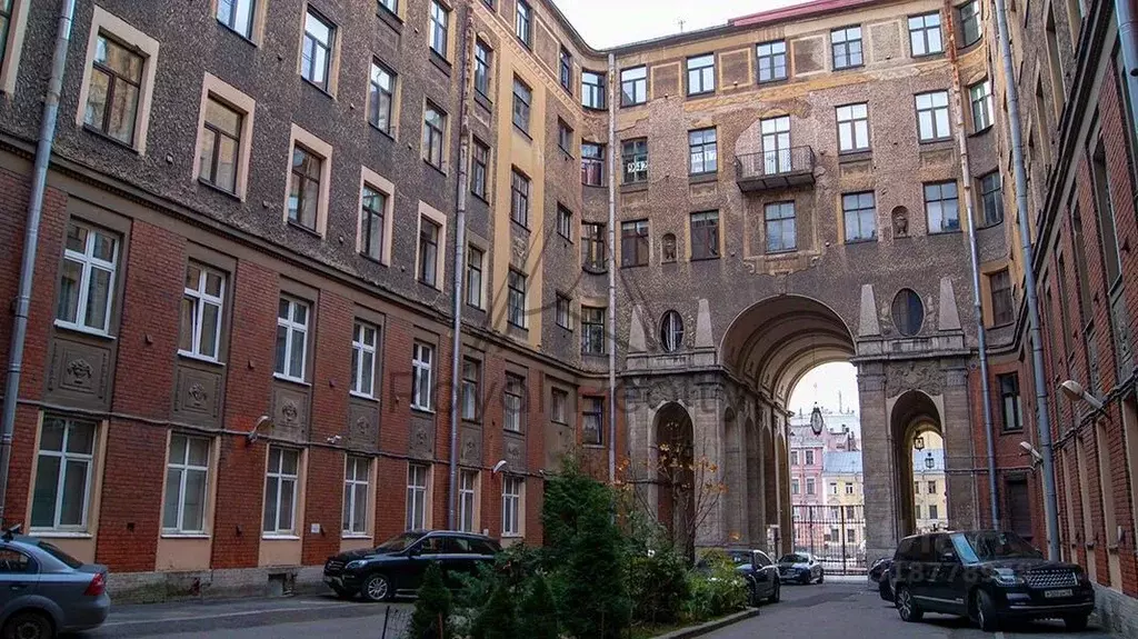 5-к кв. Санкт-Петербург ул. Рубинштейна, 15-17 (200.0 м) - Фото 0