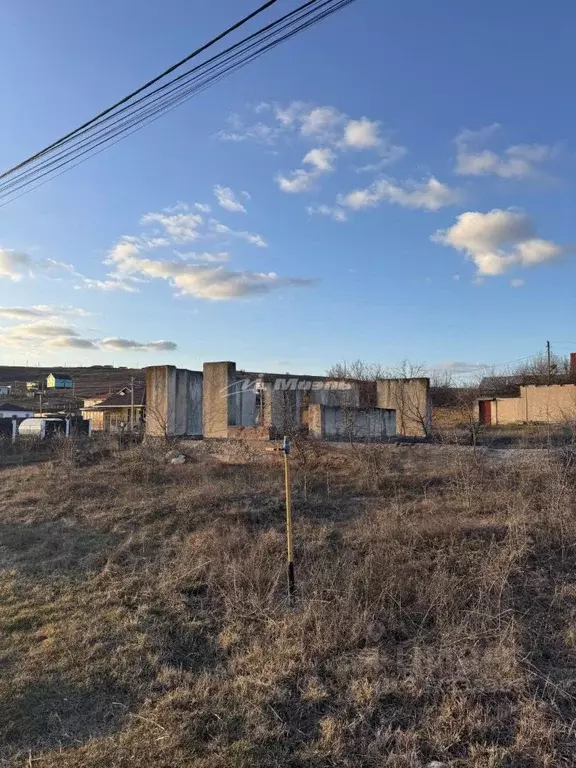 Участок в Крым, Симферопольский район, Добровское с/пос, с. Заречное  ... - Фото 2