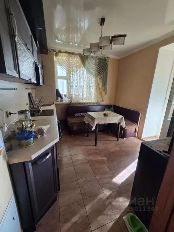 2-к кв. Белгородская область, Старый Оскол Дубрава мкр, 3 кв-л, 1 ... - Фото 2