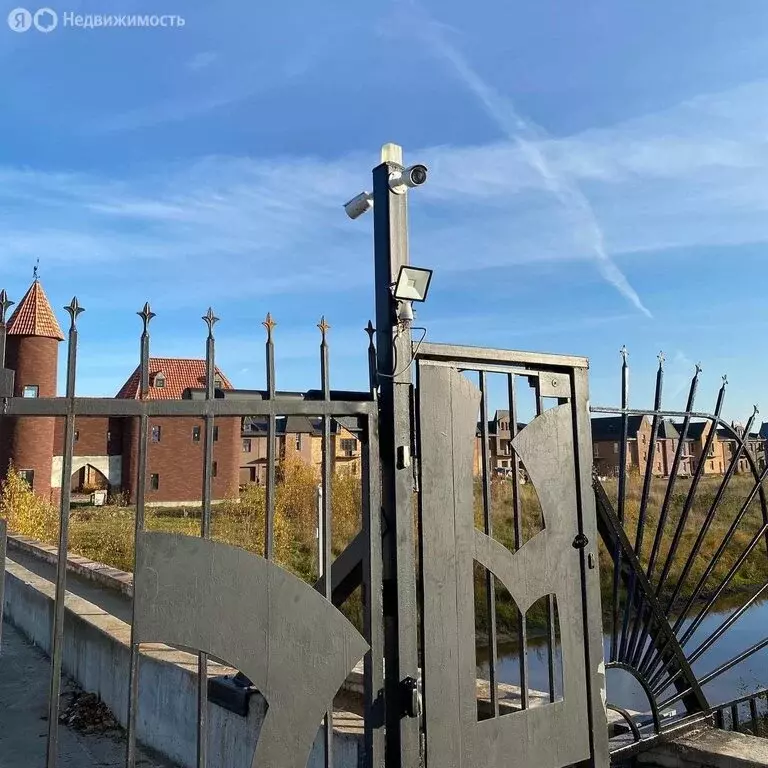 4-комнатная квартира: Шлиссельбург, улица Староладожский Канал, 240 ... - Фото 1