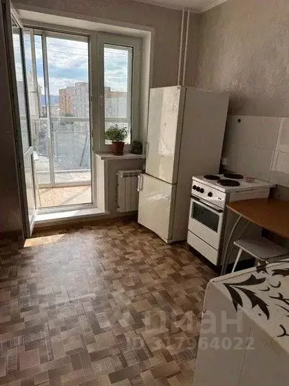 1-к кв. Красноярский край, Красноярск ул. Республики, 39 (38.0 м) - Фото 0
