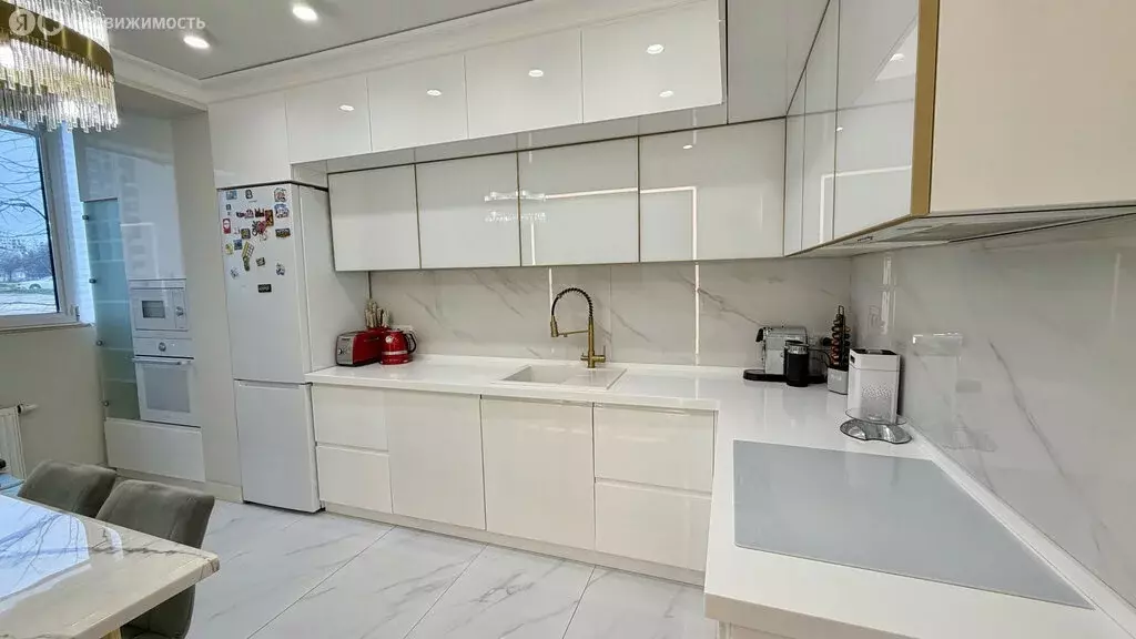 3-комнатная квартира: Симферополь, улица Никанорова, 4Б (73 м) - Фото 2