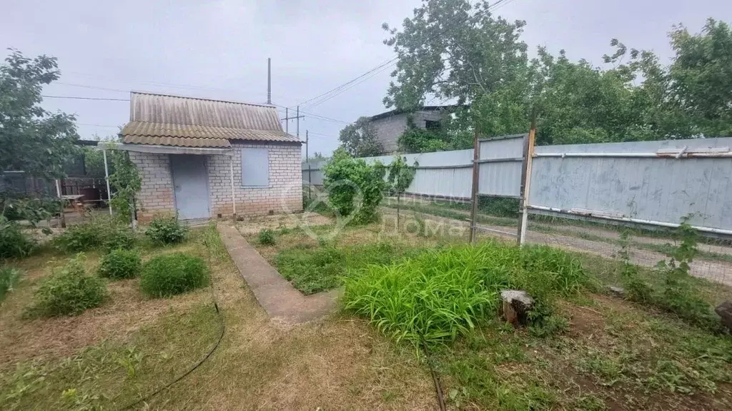 Дом в Волгоградская область, Волжский Латекс СНТ, ул. 15-я (20 м) - Фото 0