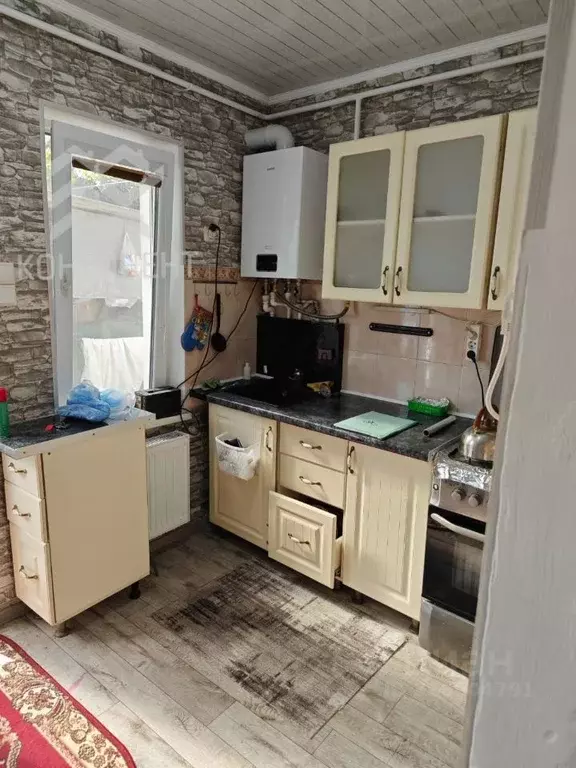 Дом в Крым, Евпатория ул. Шмидта, 44 (50 м) - Фото 0