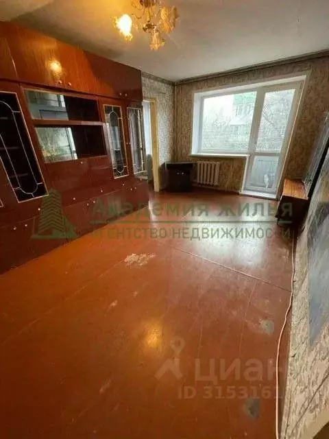 3-к кв. Саратовская область, Энгельс ул. Ломоносова, 8 (42.4 м) - Фото 0