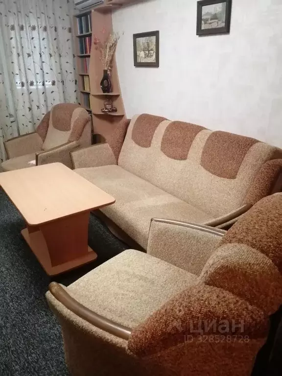 3-к кв. Курская область, Курск ул. Димитрова, 40 (64.0 м) - Фото 1