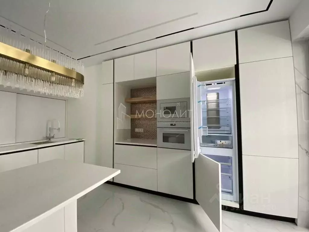 2-к кв. Сахалинская область, Южно-Сахалинск ул. Ленина, 563к4 (70.0 м) - Фото 1