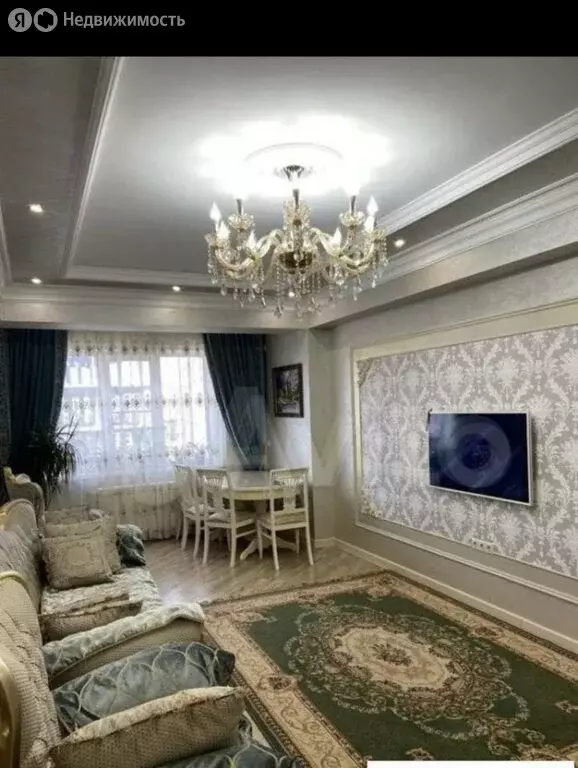 3-комнатная квартира: Махачкала, Сергокалинская улица, 13А (104 м) - Фото 0