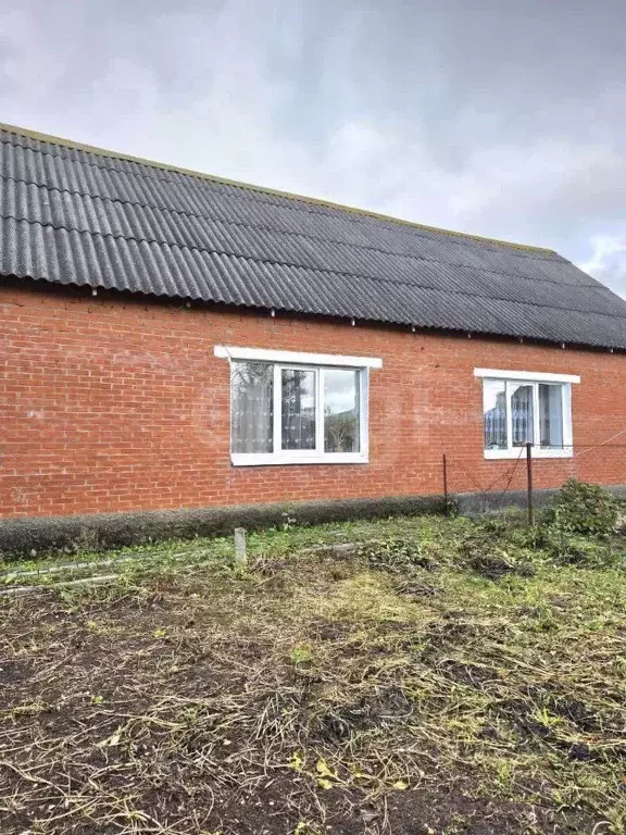 Дом в Калужская область, пос. Бабынино ул. Заводская, 18 (120 м) - Фото 1