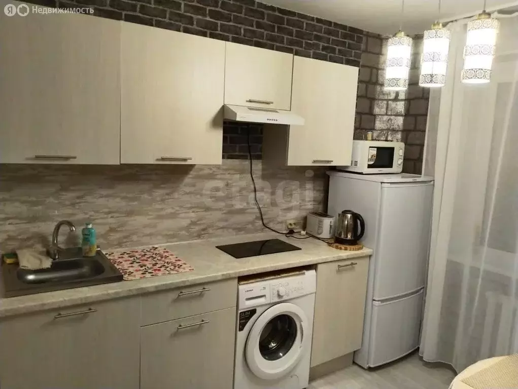 2-комнатная квартира: Уралец, Дунитовая улица, 8 (49.9 м) - Фото 1