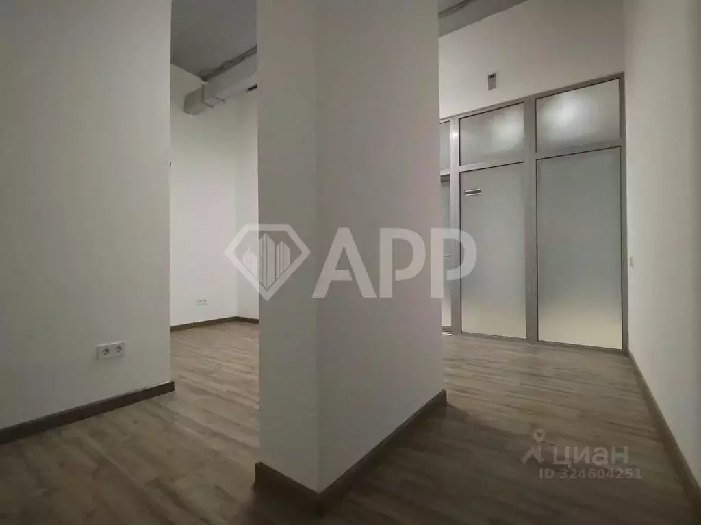 Помещение свободного назначения в Татарстан, Казань ул. Аметьевская ... - Фото 1