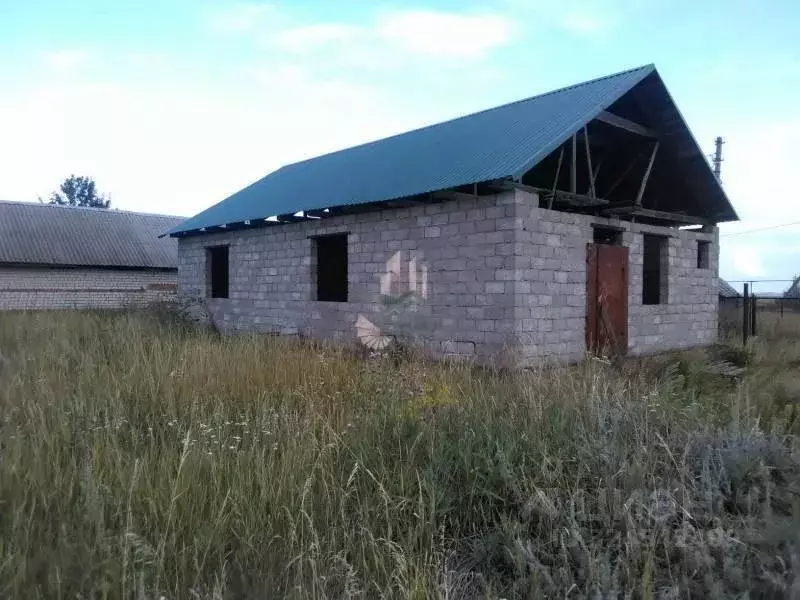 Участок в Саратовская область, Красный Октябрь рп ул. Мелиораторов, 11 ... - Фото 1