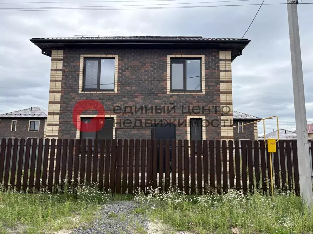 Дом в Тюменская область, Тюменский район, д. Ушакова, Молодежный мкр ... - Фото 1