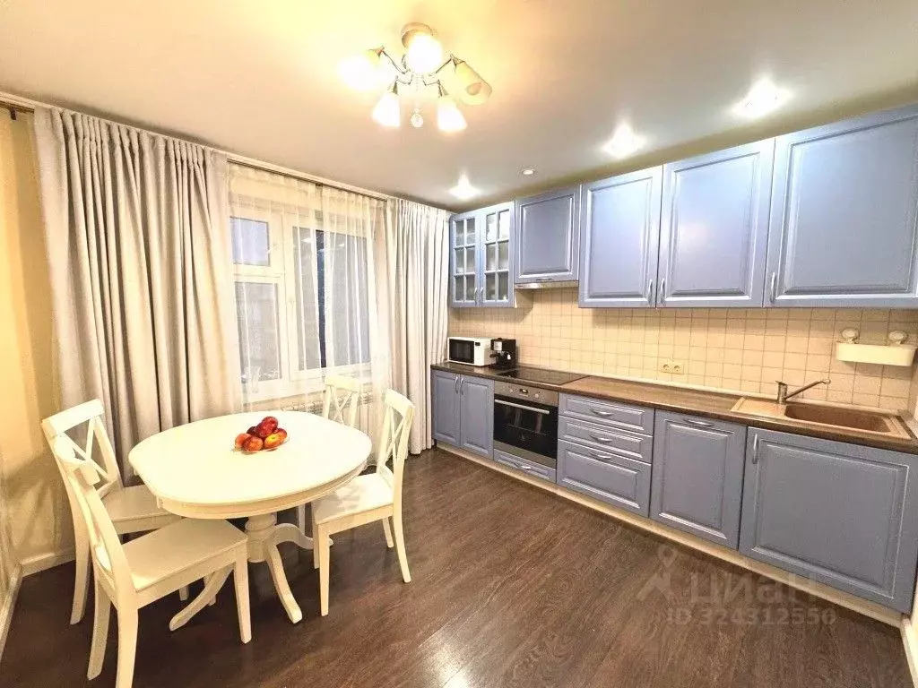 3-к кв. Татарстан, Казань ул. Хади Такташа, 121 (82.1 м) - Фото 1