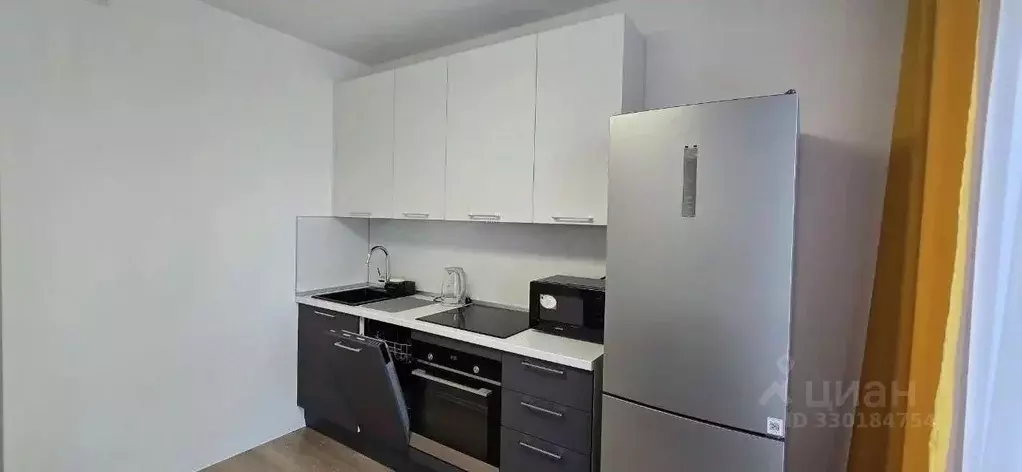1-к кв. Тюменская область, Тюмень ул. Юрия Рогачева, 11к2 (30.0 м) - Фото 1