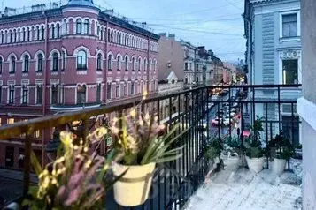 3-к кв. Санкт-Петербург ул. Рубинштейна, 7 (68.0 м) - Фото 0