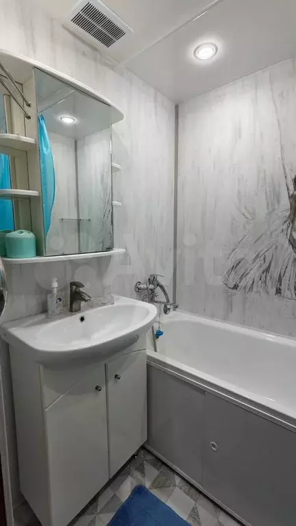 1-к. квартира, 40 м, 8/10 эт. - Фото 1
