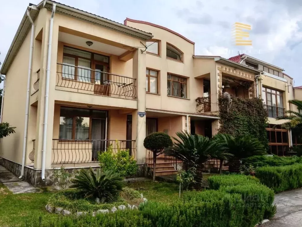 Дом в Краснодарский край, Сочи ул. Ленина, 217А/25А (150 м) - Фото 1