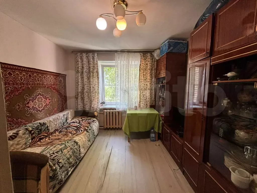 Комната 12,4 м в 4-к., 2/9 эт. - Фото 0