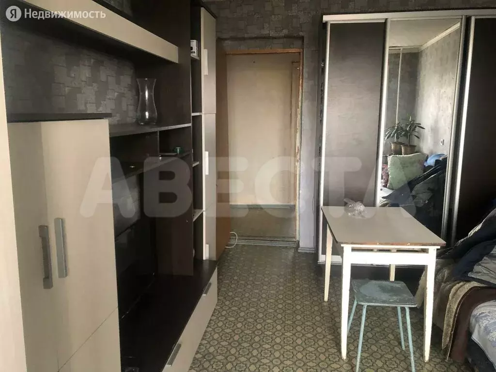 4-комнатная квартира: Омск, улица Дианова, 26/1 (77 м) - Фото 0