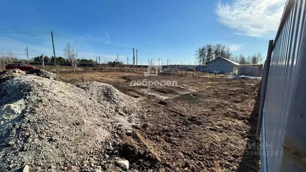 Участок в Свердловская область, Верхнее Дуброво пгт ул. Дружбы, 1 (8.0 ... - Фото 1