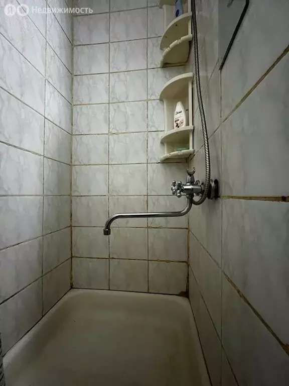 Квартира-студия: Астрахань, улица Тренёва, 29Б (20 м) - Фото 1