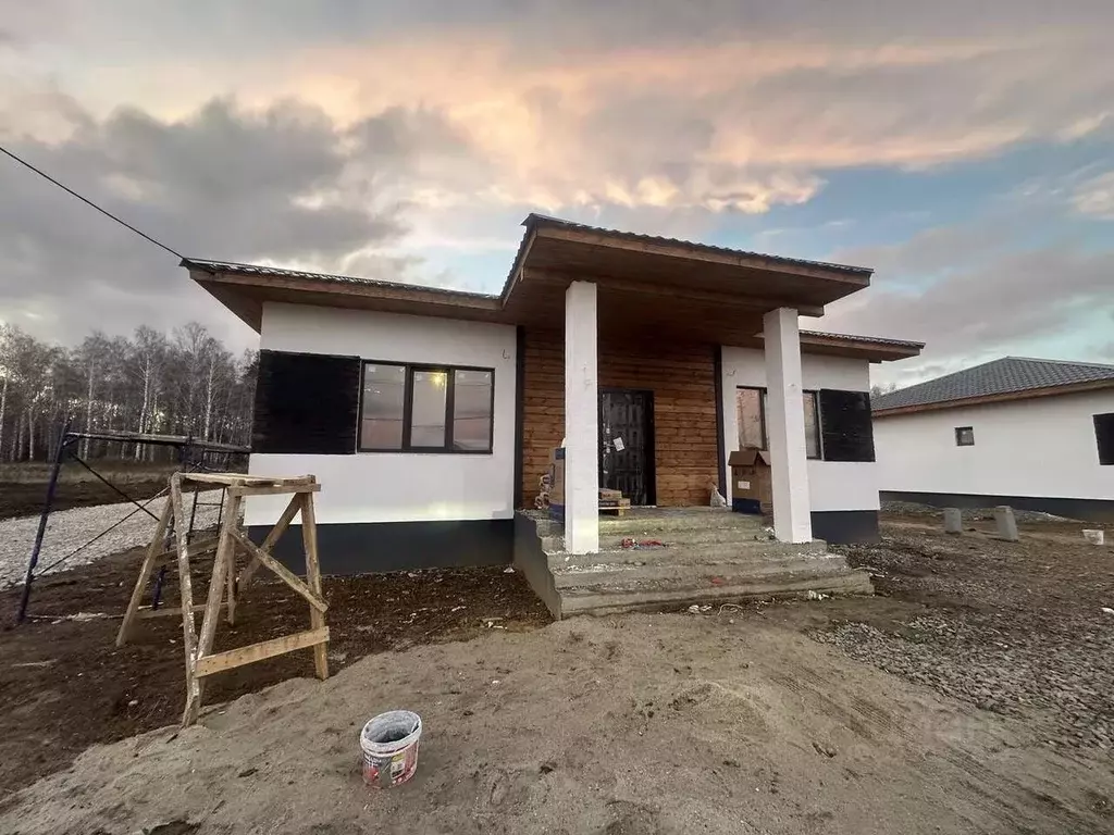 Дом в Свердловская область, Белоярский муниципальный округ, пос. ... - Фото 1