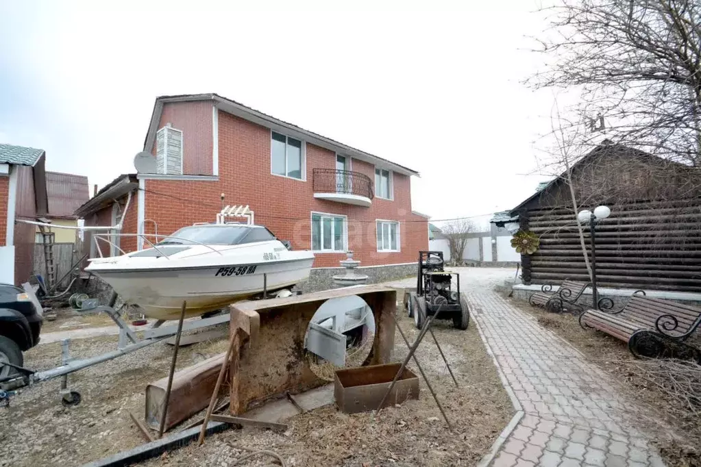 Дом в Саха (Якутия), Якутск Дальняя ул., 2 (120 м) - Фото 1