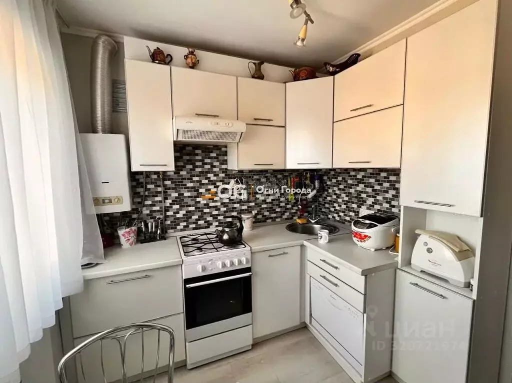 3-к кв. Брянская область, Брянск просп. Ленина, 41 (56.0 м) - Фото 1