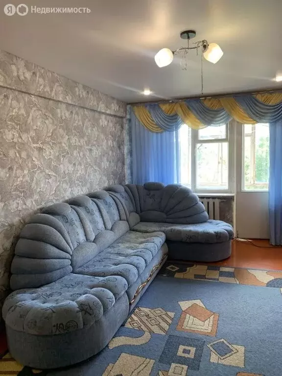 3-комнатная квартира: Брянск, улица Димитрова, 118 (46 м) - Фото 1