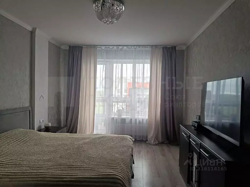 3-к кв. Новгородская область, Великий Новгород Большая Московская ул., ... - Фото 0