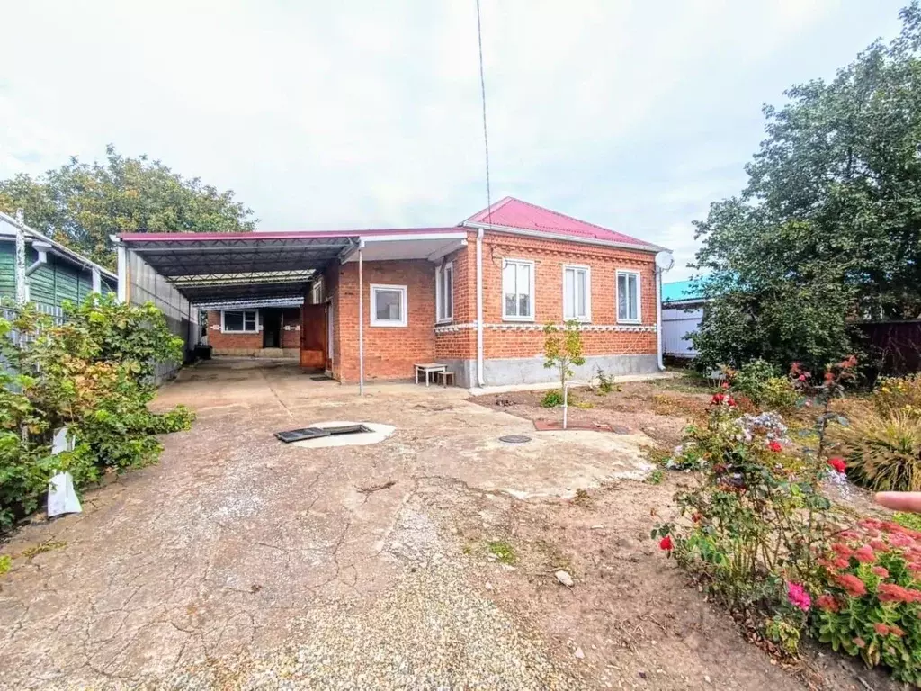 Дом в Краснодарский край, Выселковский район, Бейсугское с/пос, пос. ... - Фото 1