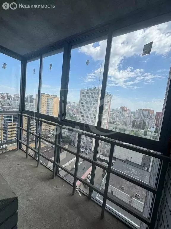 2-комнатная квартира: Воронеж, улица Генерала Лизюкова, 2Б (77.3 м) - Фото 0