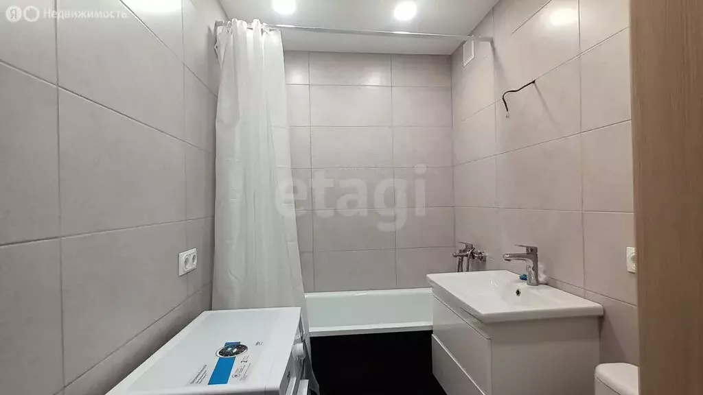 2-комнатная квартира: Пласт, улица Строителей, 3 (41.8 м) - Фото 2