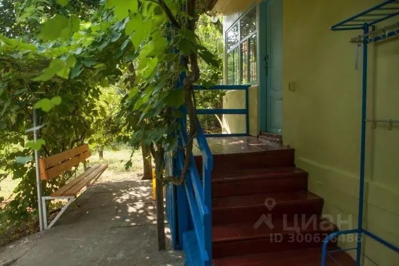 Дом в Краснодарский край, Геленджик городской округ, с. ... - Фото 1