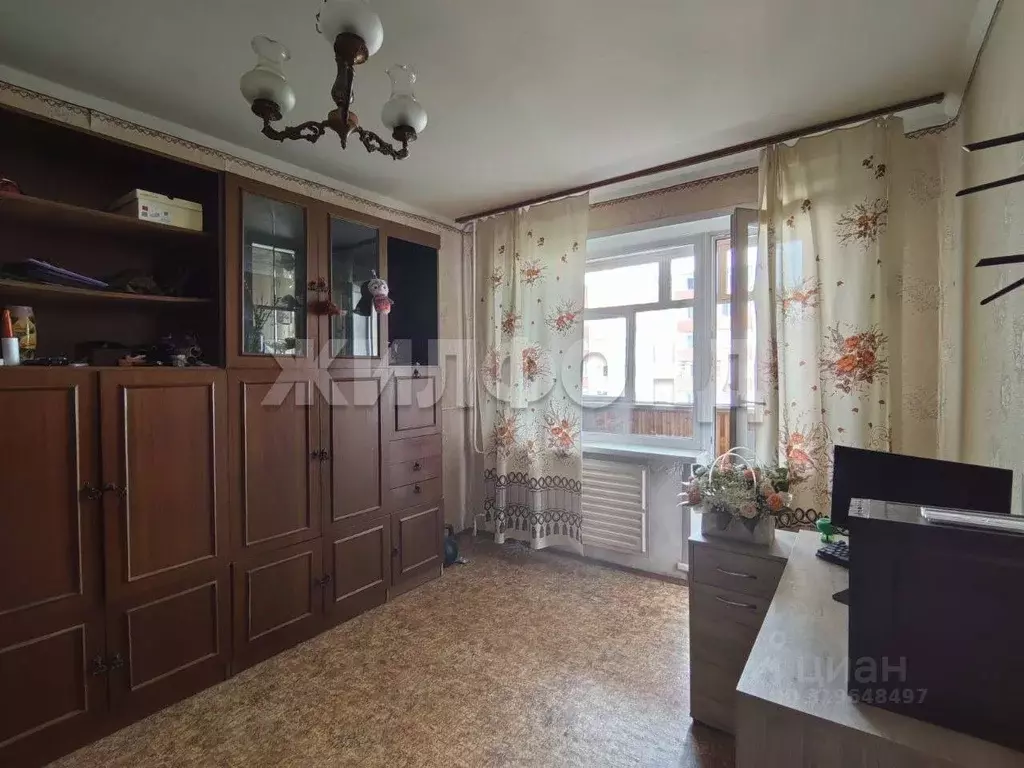 3-к кв. Новосибирская область, Новосибирск ул. Бердышева, 5 (56.3 м) - Фото 0
