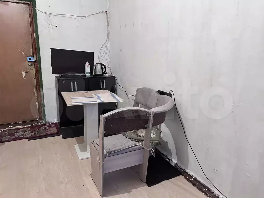 Комната 12 м в 5-к., 2/4 эт. - Фото 1