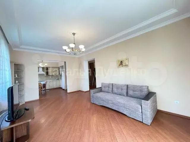 2-к. квартира, 90 м, 2/6 эт. - Фото 0