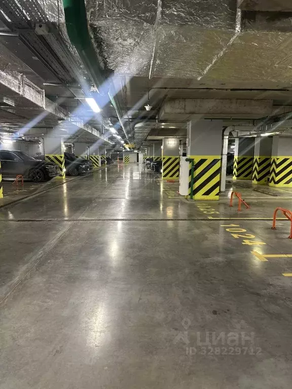 Гараж в Москва Шелепихинская наб., 34к3 (14 м) - Фото 0