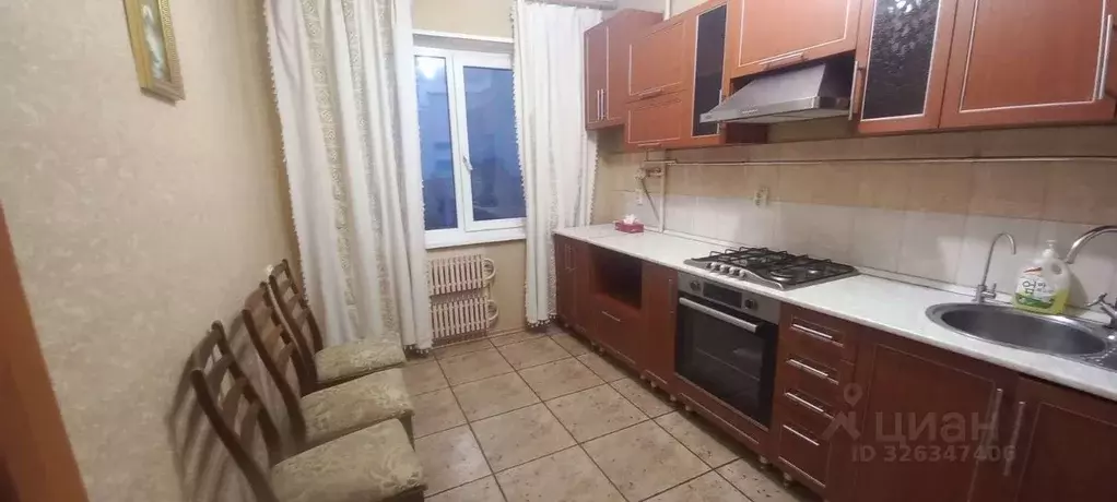 3-к кв. Белгородская область, Белгород ул. Губкина, 39 (60.1 м) - Фото 1