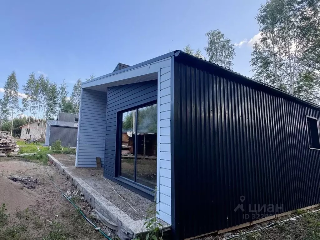 Дом в Кировская область, Слободской район, Шиховское с/пос, д. ... - Фото 1