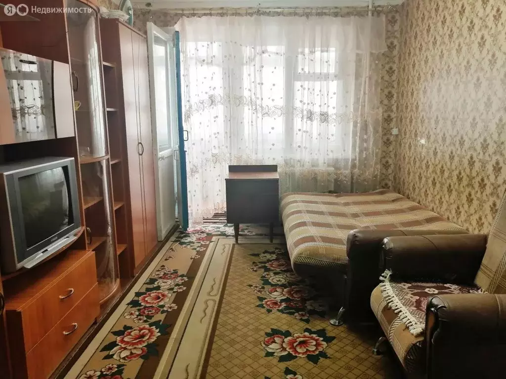 2-комнатная квартира: Губаха, проспект Ленина, 43 (41.8 м) - Фото 1