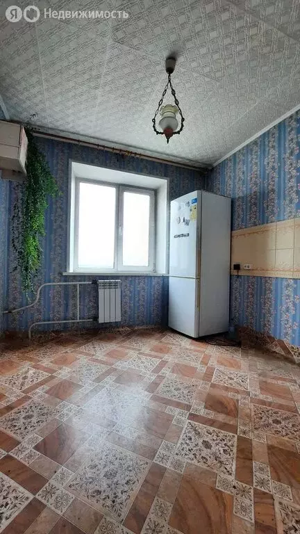 4-комнатная квартира: Саяногорск, микрорайон Интернациональный, 8 ... - Фото 0
