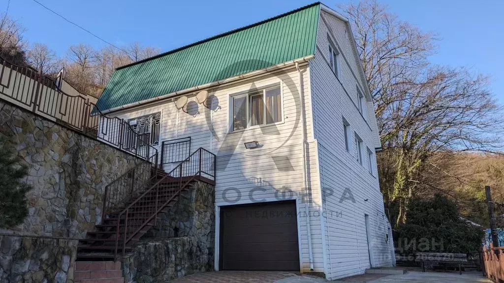 Дом в Краснодарский край, Туапсе Кадошская ул., 6 (220 м) - Фото 1