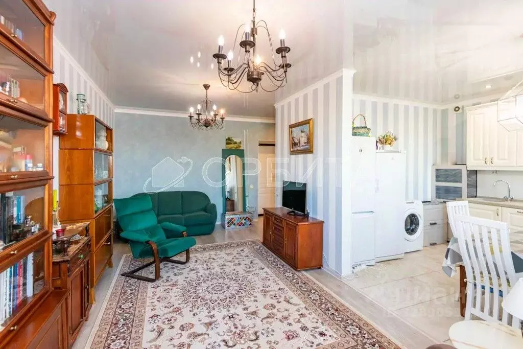 2-к кв. Тюменская область, Тюмень ул. Революции, 228к2 (55.3 м) - Фото 2