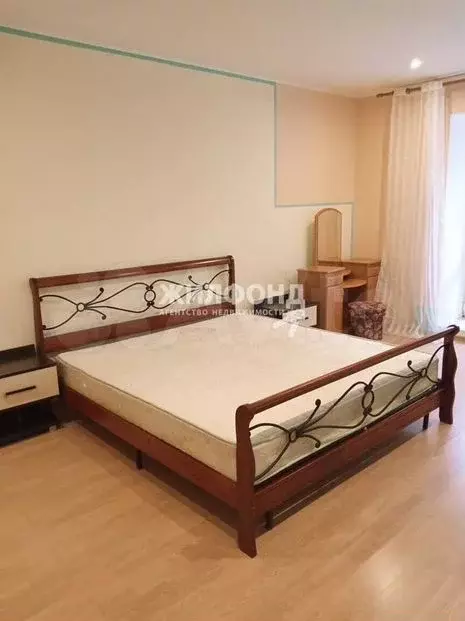 2-к. квартира, 100м, 5/9эт. - Фото 0