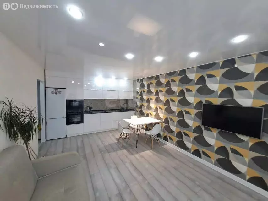 2-комнатная квартира: Вологда, улица Чернышевского, 108Ак2 (58 м) - Фото 0