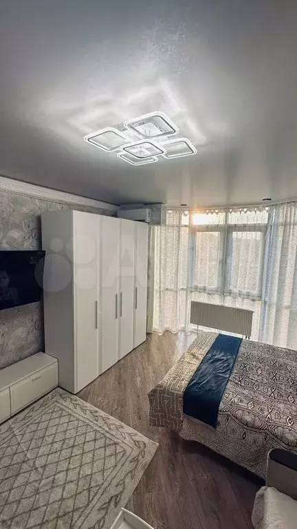 1-к. квартира, 40 м, 9/9 эт. - Фото 1