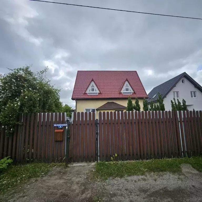 Дом в Калининградская область, Гурьевский муниципальный округ, пос. ... - Фото 0